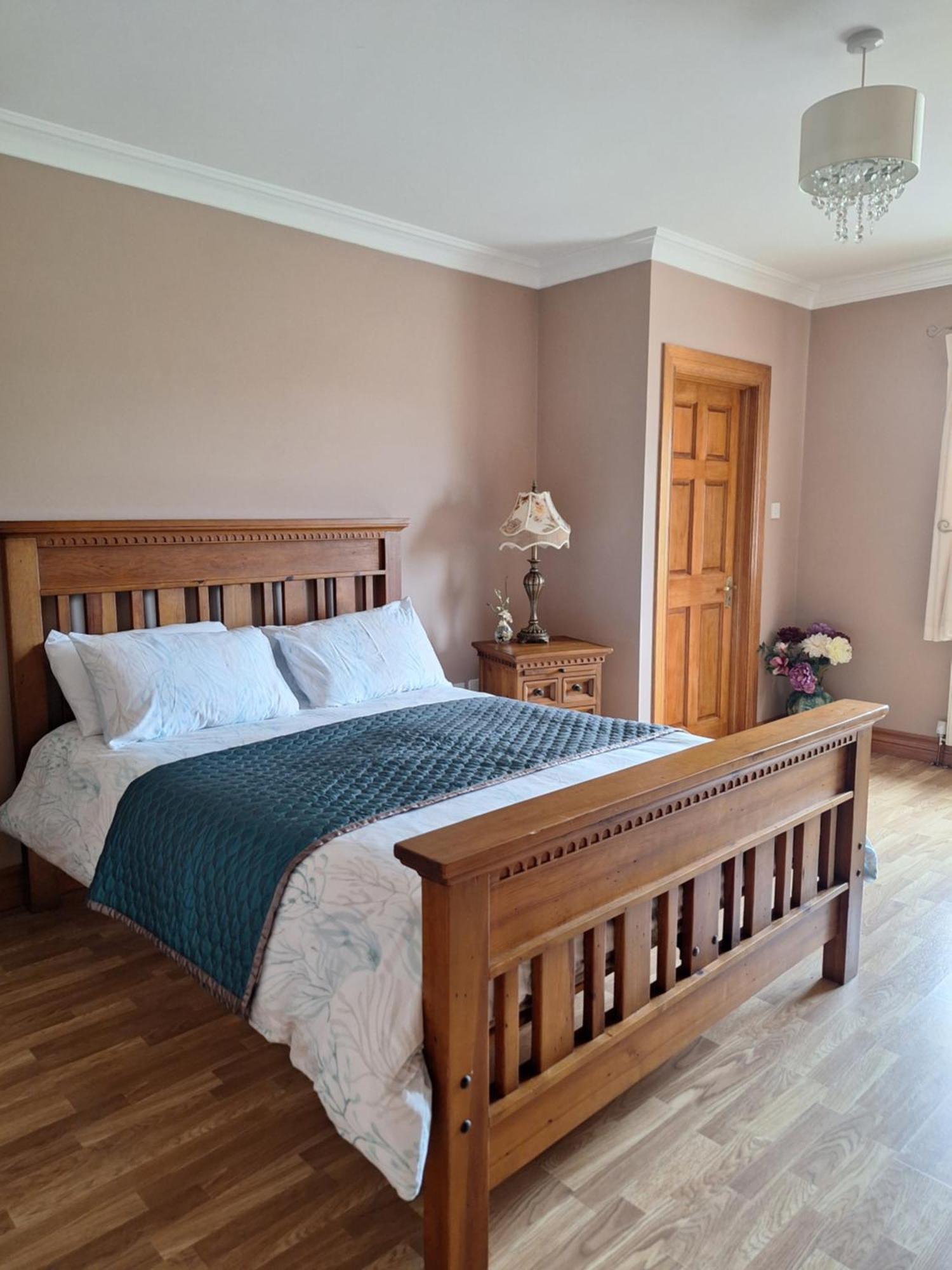 Ballnamona House Конг Номер фото